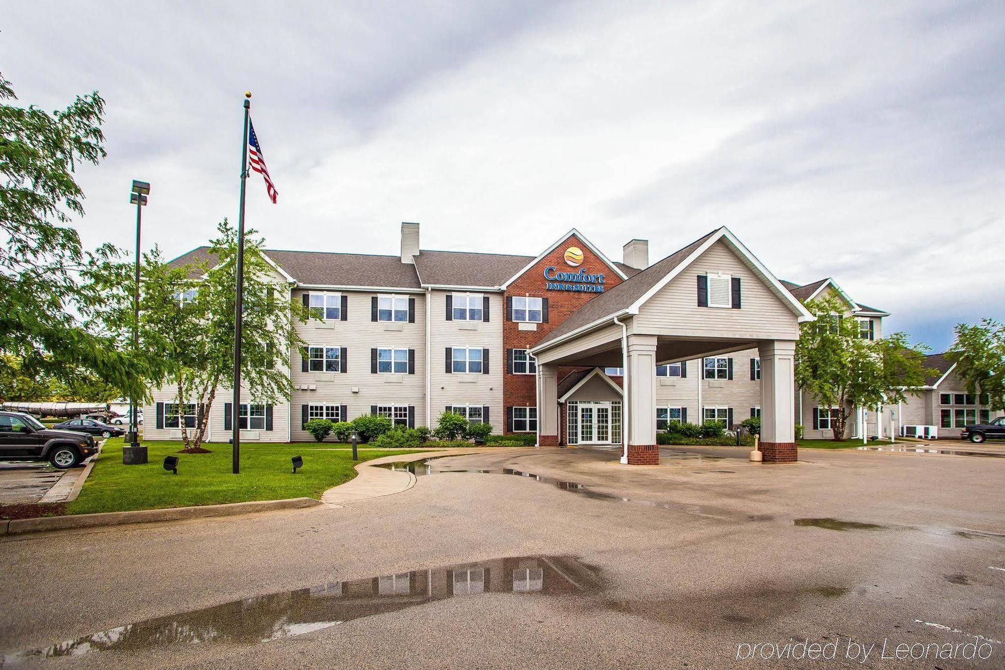 Americinn By Wyndham Fulton Clinton Екстер'єр фото